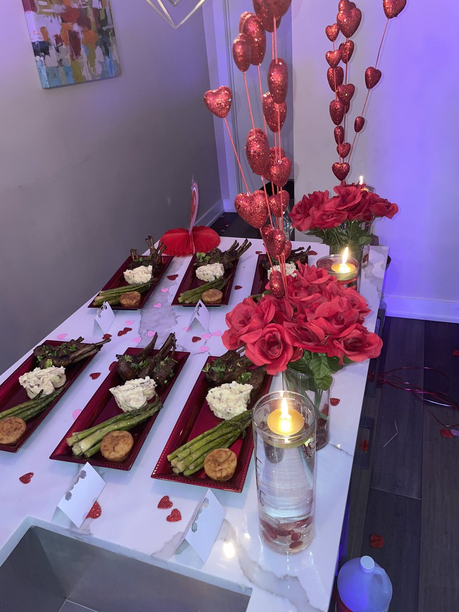 delonteeee's tweet photo. Happy Valentine’s Day.🥰❣️ My final event of the weekend. I had so much fun doing this. Truly thrilled with how everything came out from the food to the decor. #BlackChefs #ITravel #YourFavChef 🥰❣️❤️❤️❤️ https://t.co/GzwZDRRbDE