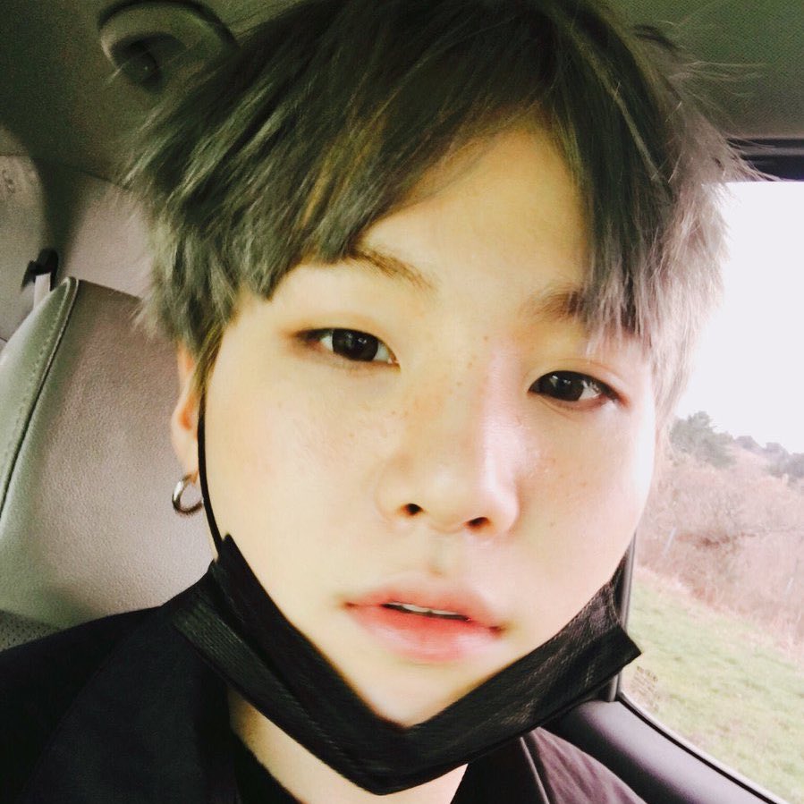 WHEN YOONGI HAS HIS MASK PULLED DOWN AND HIS CHEEKS GET ALL PUFFY AND SQUISH IS A CONCEPT IM PASSIONATE ABOUT — a thread