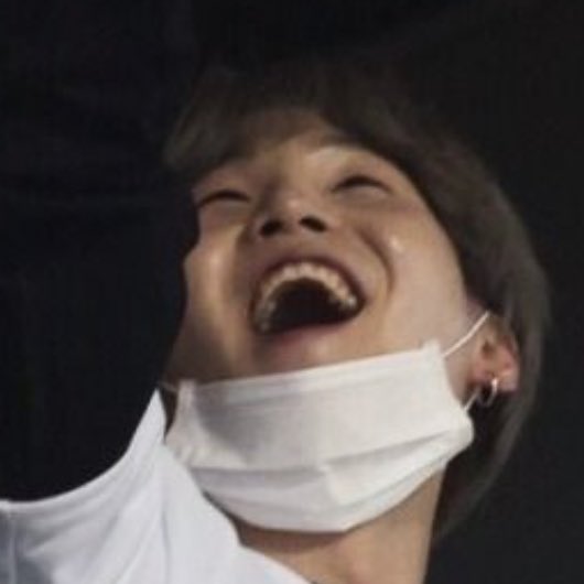 WHEN YOONGI HAS HIS MASK PULLED DOWN AND HIS CHEEKS GET ALL PUFFY AND SQUISH IS A CONCEPT IM PASSIONATE ABOUT — a thread