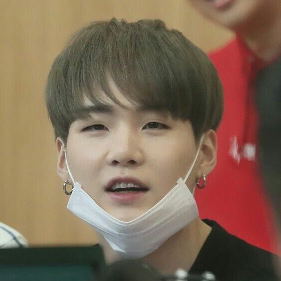 WHEN YOONGI HAS HIS MASK PULLED DOWN AND HIS CHEEKS GET ALL PUFFY AND SQUISH IS A CONCEPT IM PASSIONATE ABOUT — a thread
