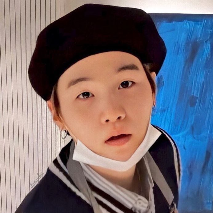 WHEN YOONGI HAS HIS MASK PULLED DOWN AND HIS CHEEKS GET ALL PUFFY AND SQUISH IS A CONCEPT IM PASSIONATE ABOUT — a thread