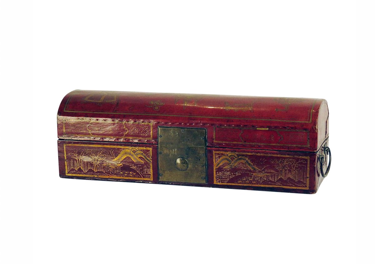 aax__sf's tweet image. Circa 1870 Leather &amp;amp; Red Lacquer Domed Box, Chinese
A late 19th century leather &amp;amp; red lacquer Chinese domed box
5" High 16" Wide 5" Deep
#lacqueredbox #chinese #antique #leather #recycledchic #box #19thcentury #antiqueandartexchange #aaxsf.com #antiquestore #sanfrancisco