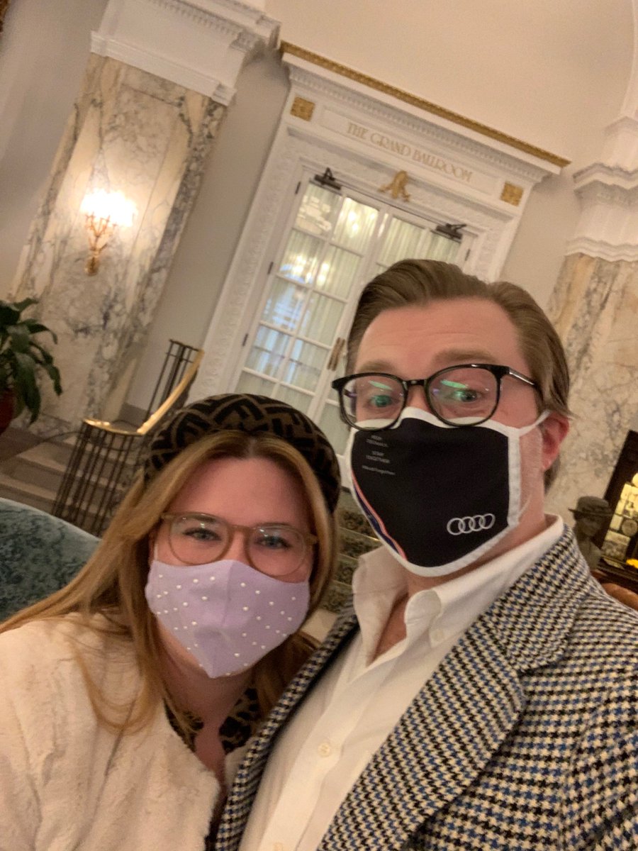 We had the BEST time celebrating Valentine’s Day with high tea at a historic hotel in downtown Nashville! 🫖💋❤️