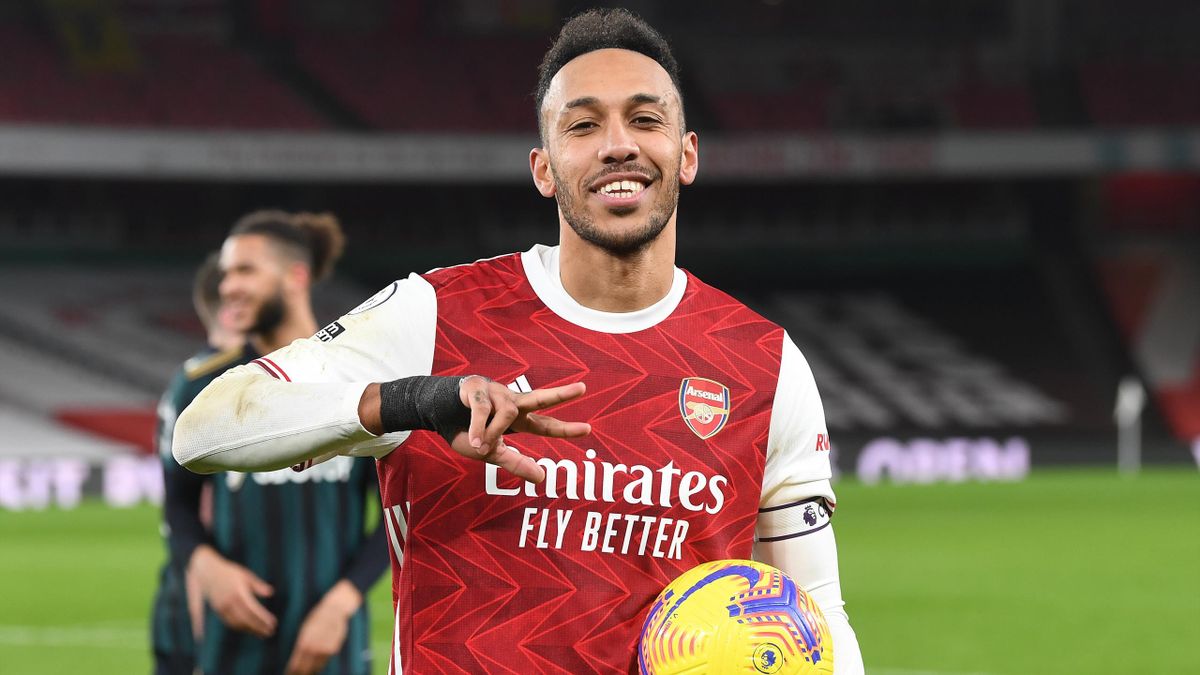 Aubameyang wears £18k Louis Vuitton mink fur hoodie as banned Arsenal star  chats with fans before Sheff Utd clash – The US Sun