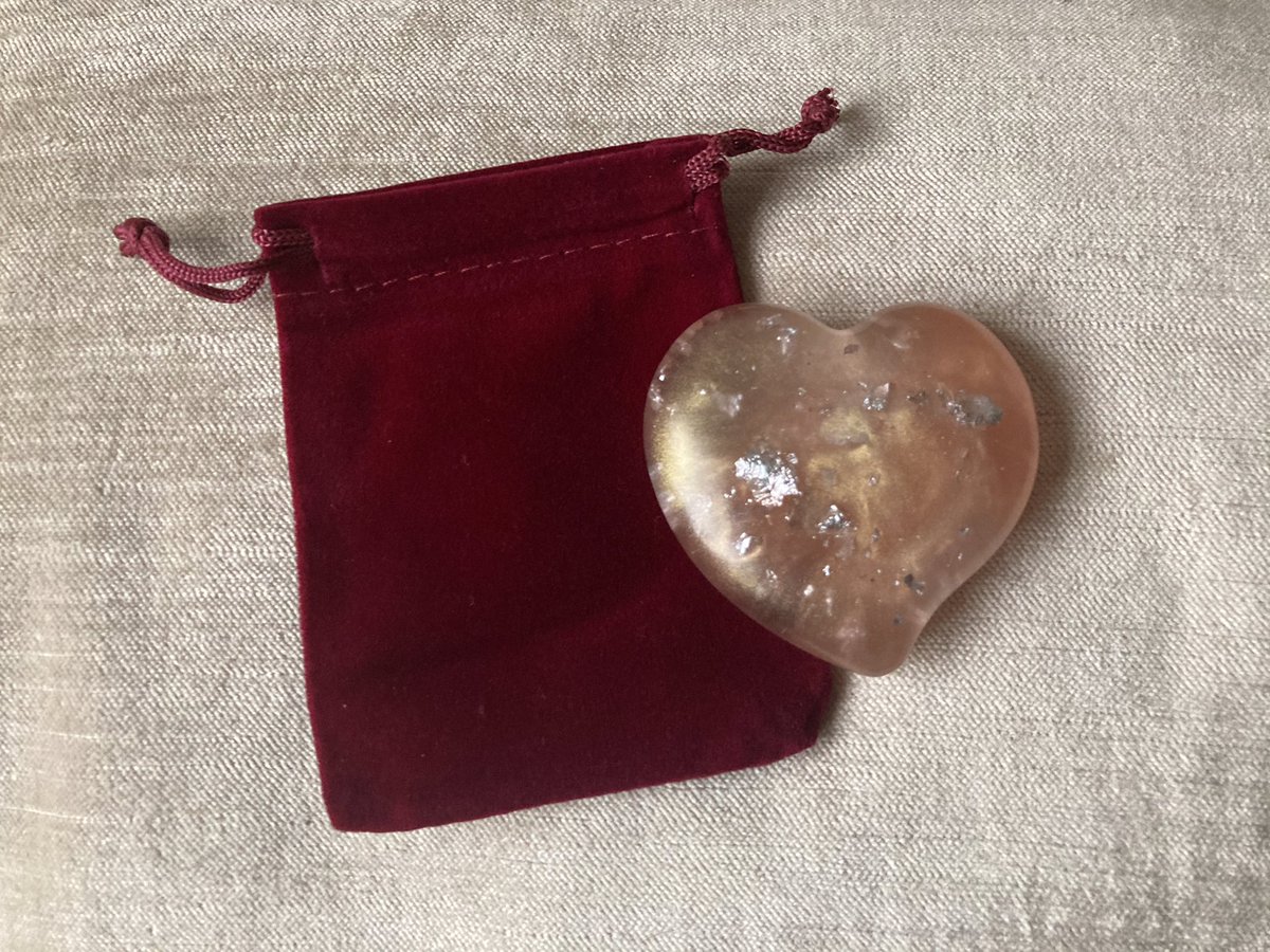 debsmagicgifts's tweet photo. https://t.co/5u5gkUC2Gq #UKBizParty #craftbuzz #handmadehour #handmadeintheuk #handmadewithlove #supportsmallbusiness #pleaseRT #resincraft #valentinesday #ebay #ebayseller #debsmagic https://t.co/FLH4a2woA2