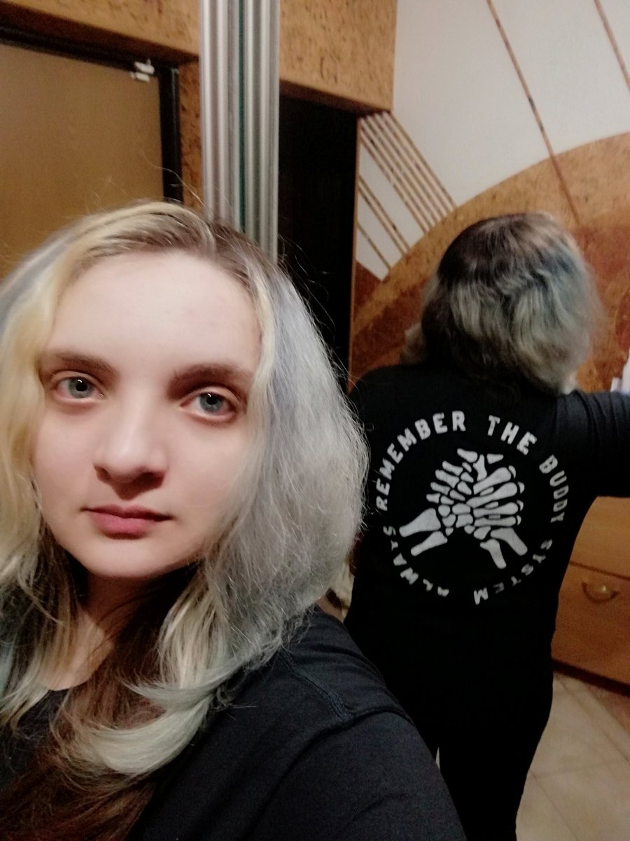 Rektien's tweet photo. It's finally here! My #UnusAnnusMerch came in the mail today. Just in time for the Valentine's day😍 Thank you so much @SecondCityMerch, you did an amazing job @steviespeaks, bringing all of it together.
I wasn't even sure if the thing can arrive in Belarus at all!
@UnusAnnus https://t.co/nYQ2nOb8j4