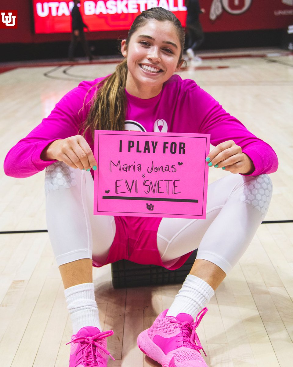 UTAHWBB's tweet photo. Bigger than ball. 🎗💗 https://t.co/9n2oE5mcAW