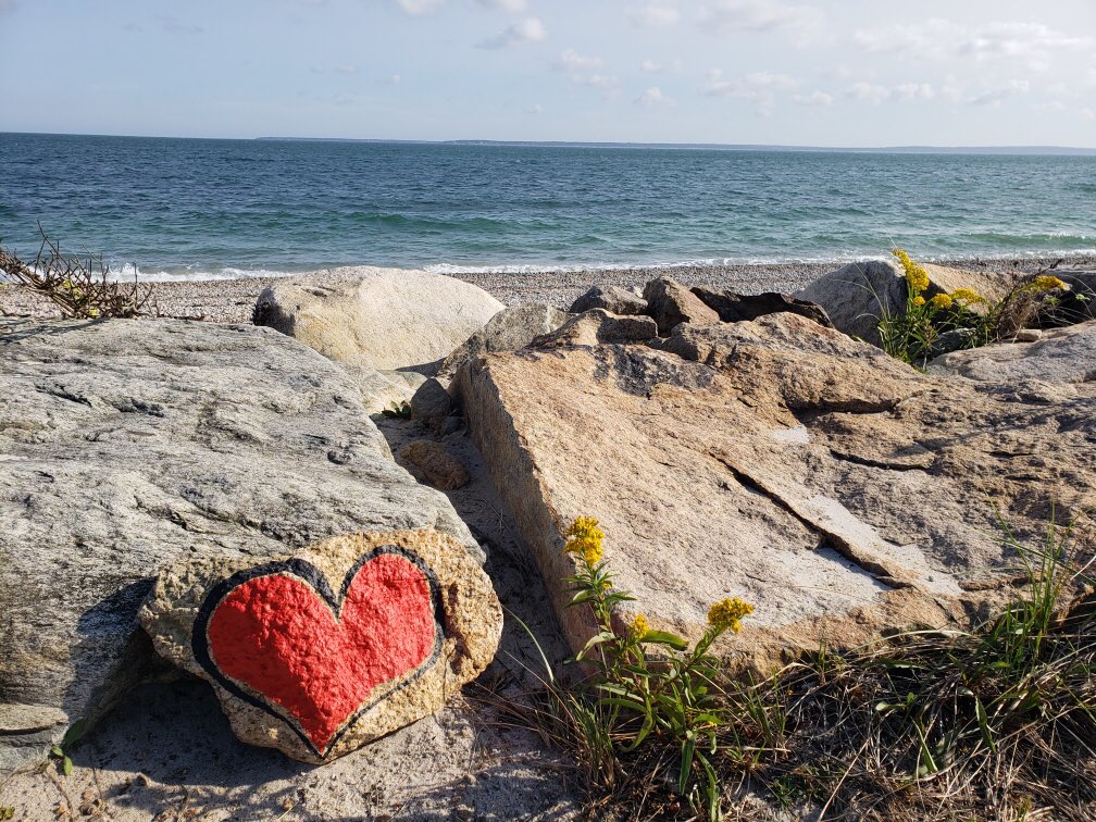 VisitCapeCod's tweet photo. Love you to the Cape and back. ❤️🌊

#ValentinesDay #CapeCod https://t.co/G4LE6P6ZGo