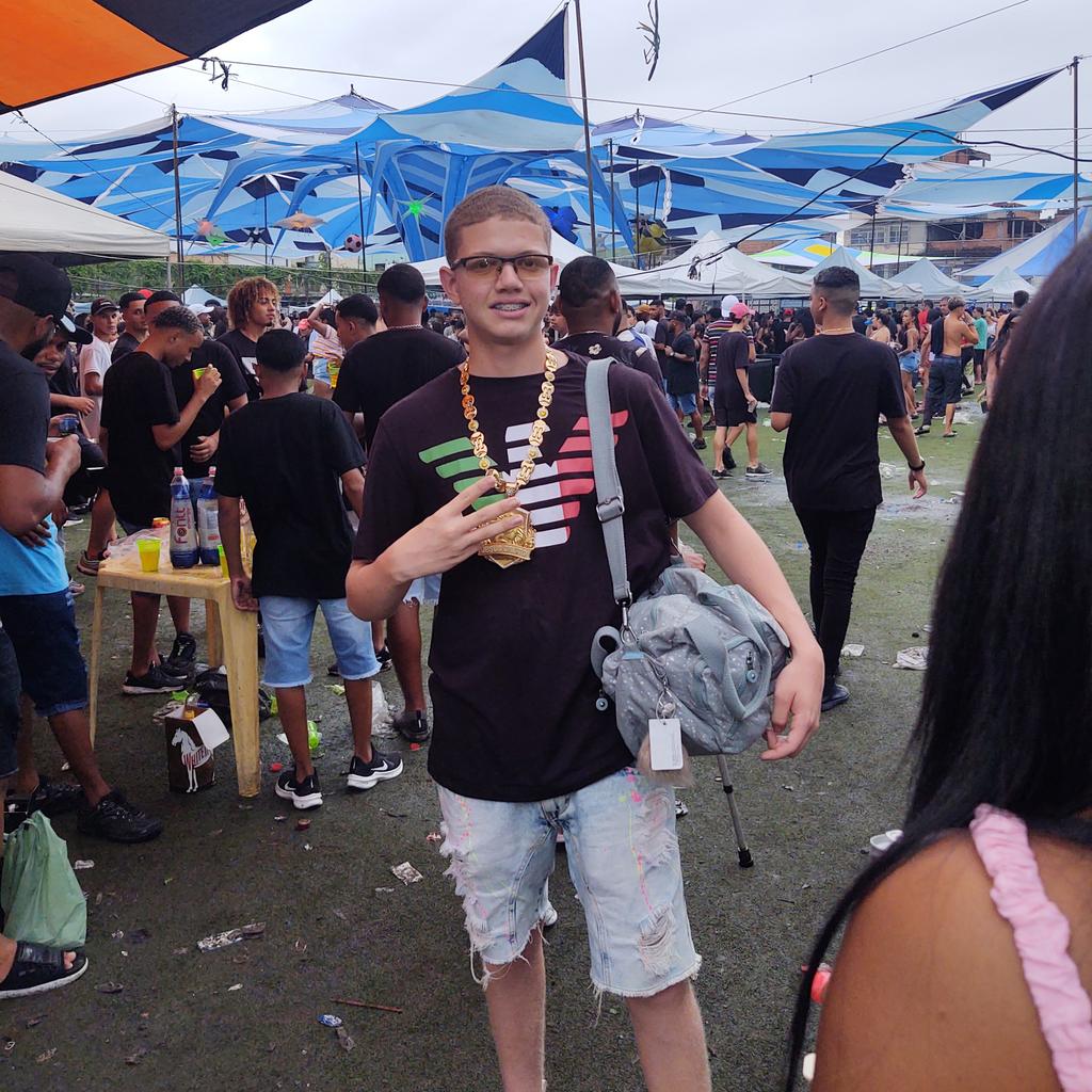 russinho_150's tweet photo. Leva mal não tá filho 🖕🤡 https://t.co/qaRVca7vyc