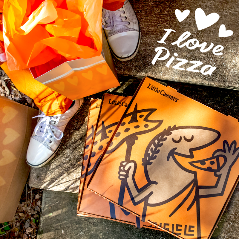 ¡Feliz San Valentín! 🧡
¿Con quién compartes tu Pizza!Pizza! hoy?🍕