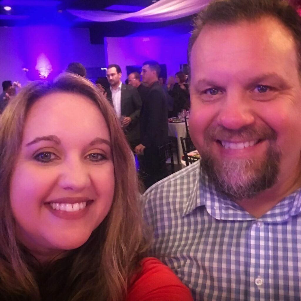ozarkscott's tweet photo. Happy Valentine’s Day to my wife!! Love you so much! #valentines https://t.co/rj6jMX4A8X https://t.co/moryY7W2Jz