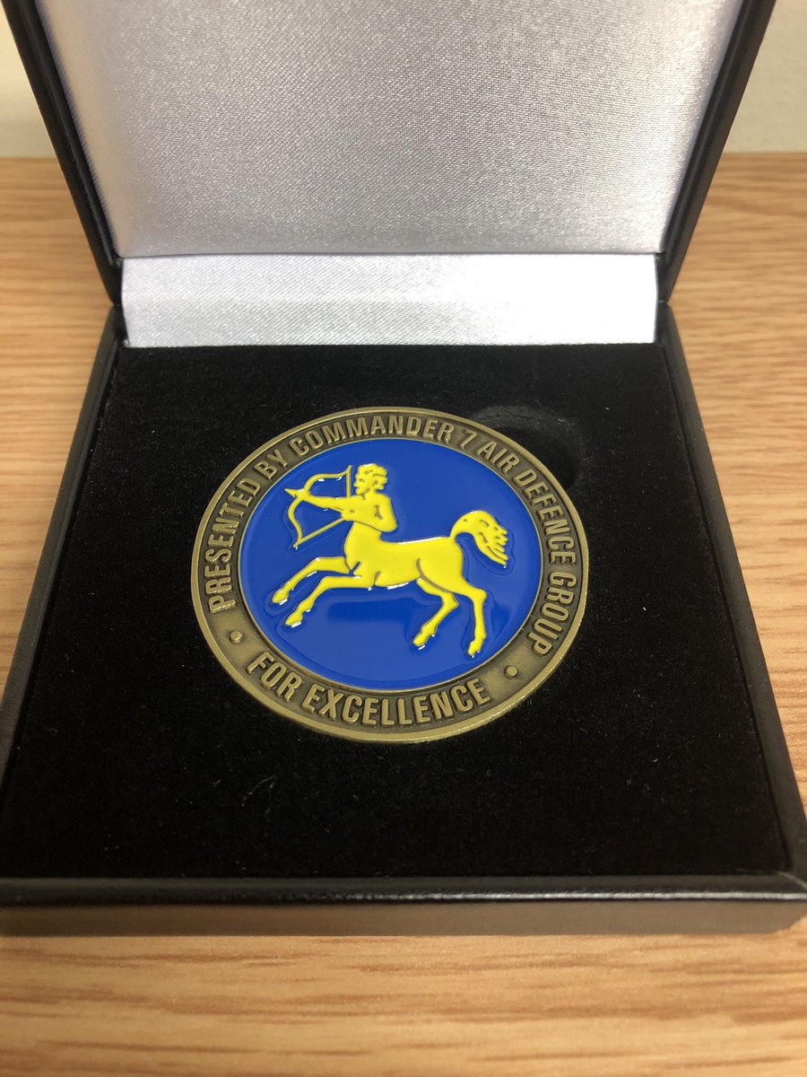 A great visit to the UKRU 25 det at St Mary’s hospital on the Isle of Wight today. Superb support to NHS led by SSgt Gibbs. Awarded a Comd’s Coin to Bdr Gibbs 16 Regt RA for the amazing care he provided to a RN veteran before he sadly succumbed to C-19. 🙏