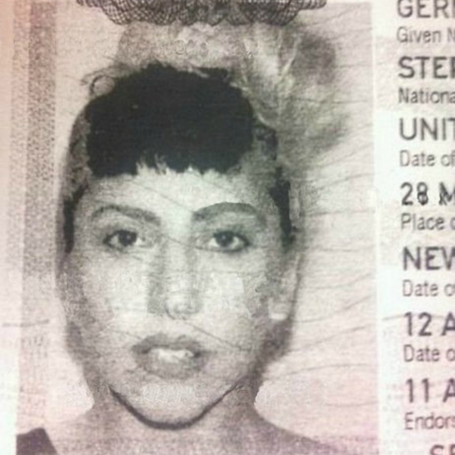 ✩ på Twitter: "lady gaga's passport photo, 2011 https://t.co/owAVbNxgc2" / Twitter