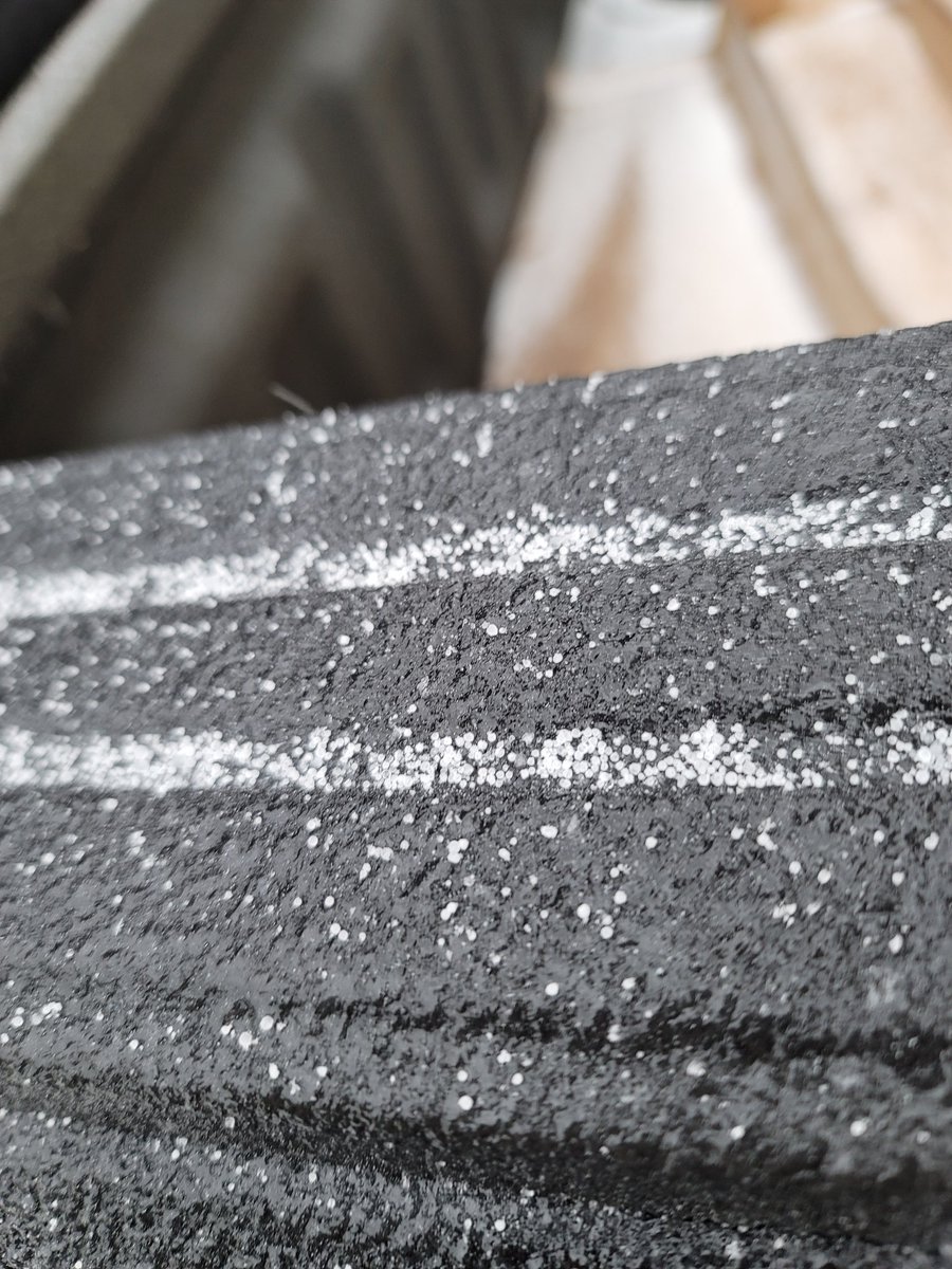 D1GGY5's tweet photo. #ewxspotter graupel - 2/14/21 17:44cst, 23:44zulu, Pflugerville, Speidel Dr and Kennemer Dr https://t.co/q4EyaSmUXq