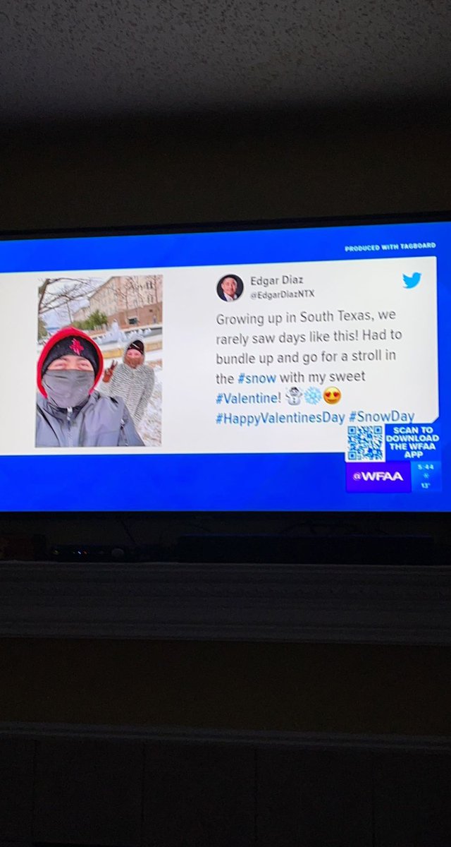 Staying warm and cozy at home when suddenly I see @EdgarDiazNTX on WFAA!!! #HappyValentinesDay2021 #SnowDay2021