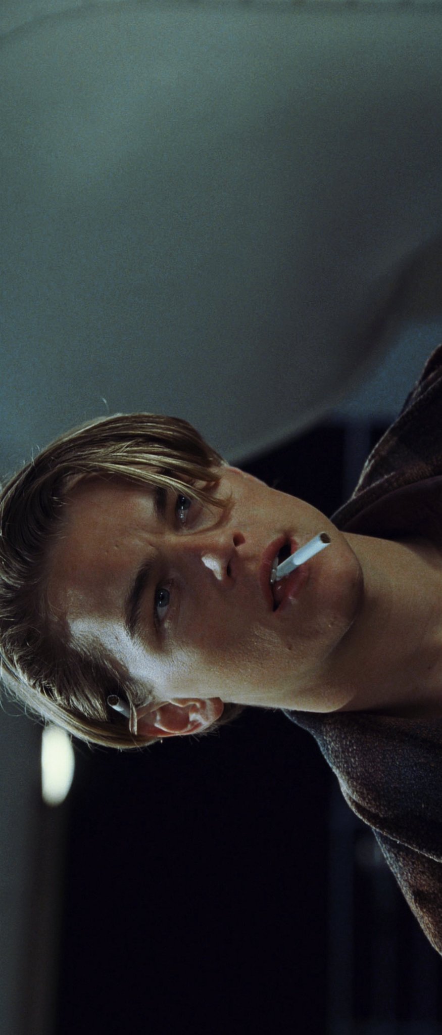 𝓛ₑₒₙₐᵣ𝓭ₒ 𝓓ᵢ𝓬ₐₚᵣᵢₒ ᴘɪᴄs 映画 タイタニック よりタバコ を吸うレオナルドディカプリオの 高画質 壁紙です ご自由にお納め下さい T Co Qffqc8jsgu Twitter