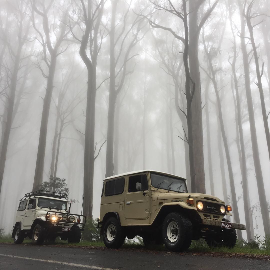 FJ40Cruisers's tweet photo. 📸 @flying_aussie 43 degrees yesterday... cold, wet and cloudy at Donna Buang today.
Classic Melbourne .
#bj42lx #bj42 #fj40 #toyota #landcruiser #40series #4x4 #40ina40 #4wd #4wdlife #nofilter #nofilterneeded https://t.co/O4QYoVRKzR