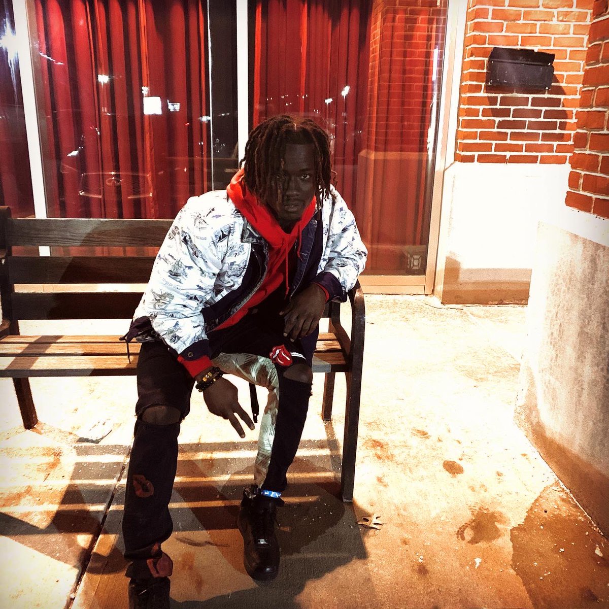KCupid4's tweet photo. One step a head of #2021 Iโm #22 ๐ค๐ค #BLKceo https://t.co/vPlDcXbkgI