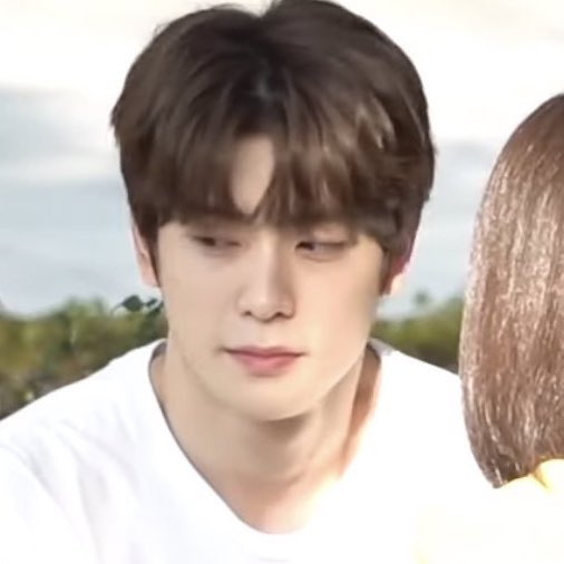 มองกล้องสอง