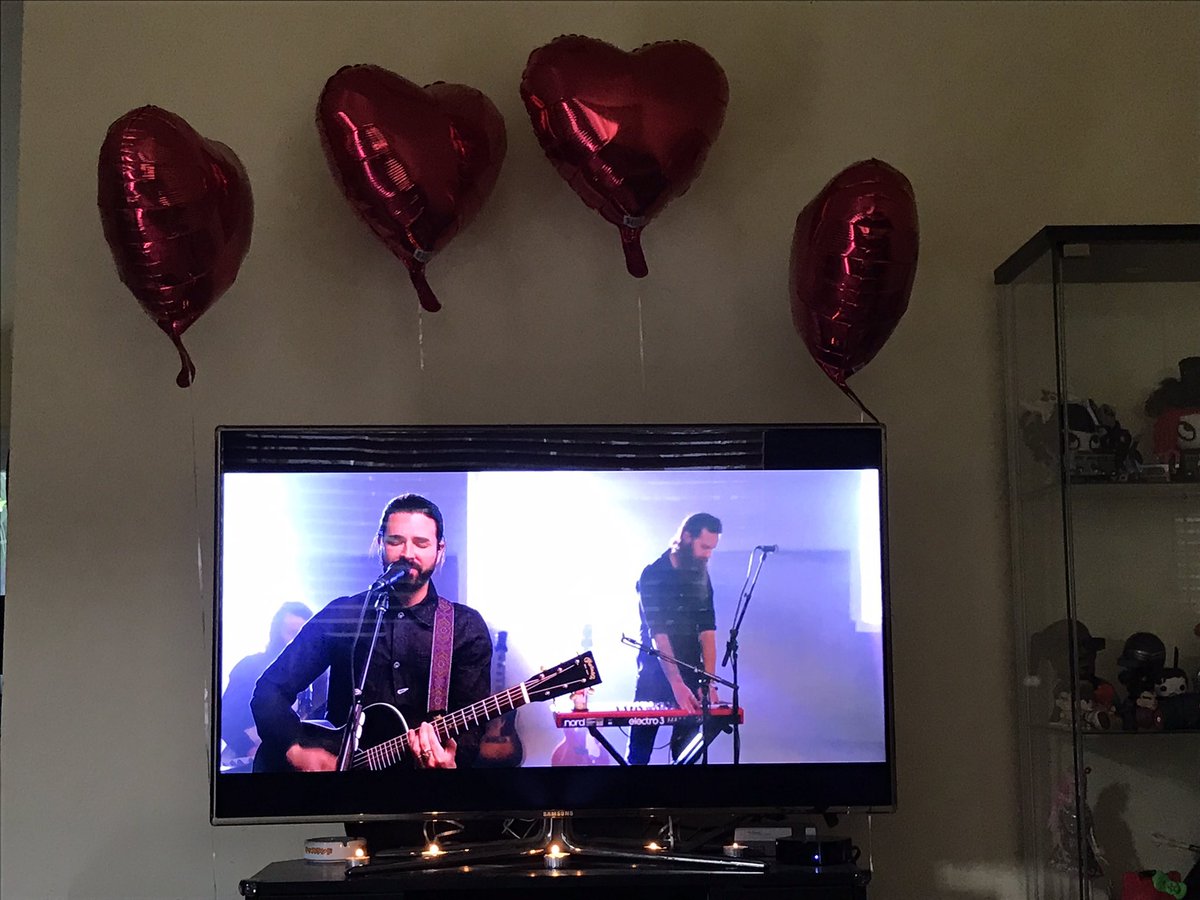 cadeeezy's tweet photo. @dashboardmusic but I don’t ever tell you this distance seems terrible 💔 https://t.co/IOBW7gj4dd