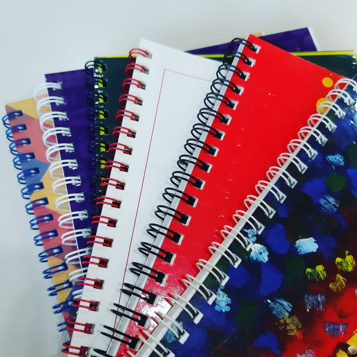 OnlineSbsi's tweet image. #NewProfilePic 
#Doubleloopwire #SpringWire #Wirebinding #Ringbind