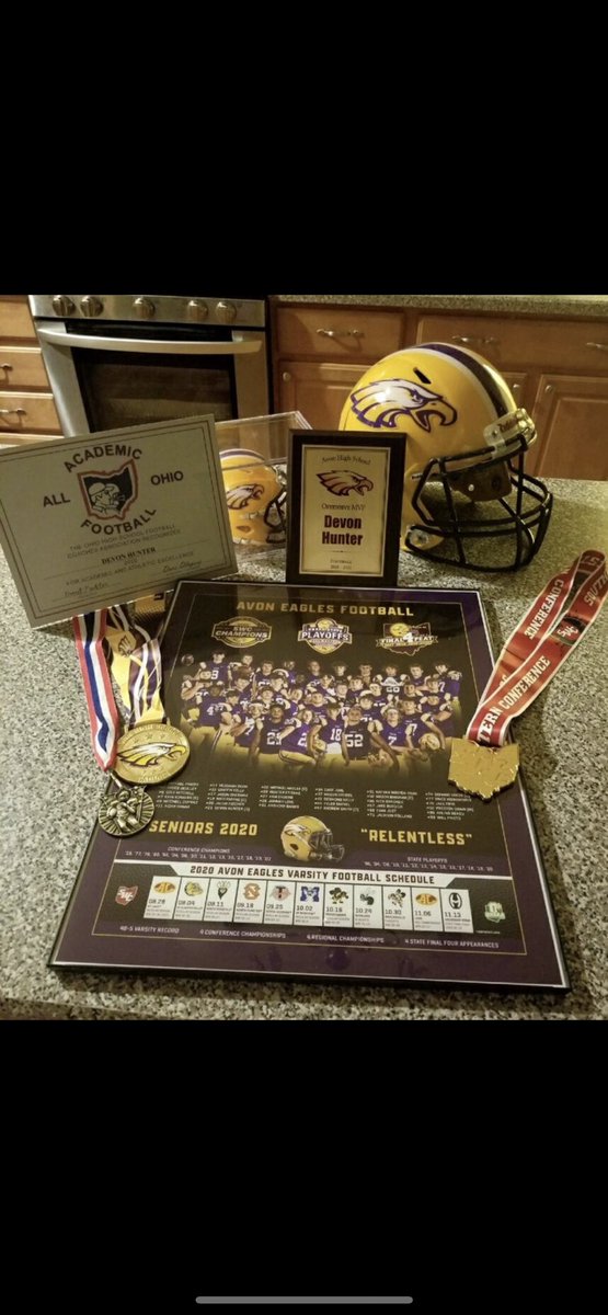 Devon Hunter (@devhunter21) on Twitter photo Thank you for everything these past four years <a href="/coach_elderm/">Coach Elder</a> Thank you for everything these past four years <a href="/coach_elderm/">Coach Elder</a>