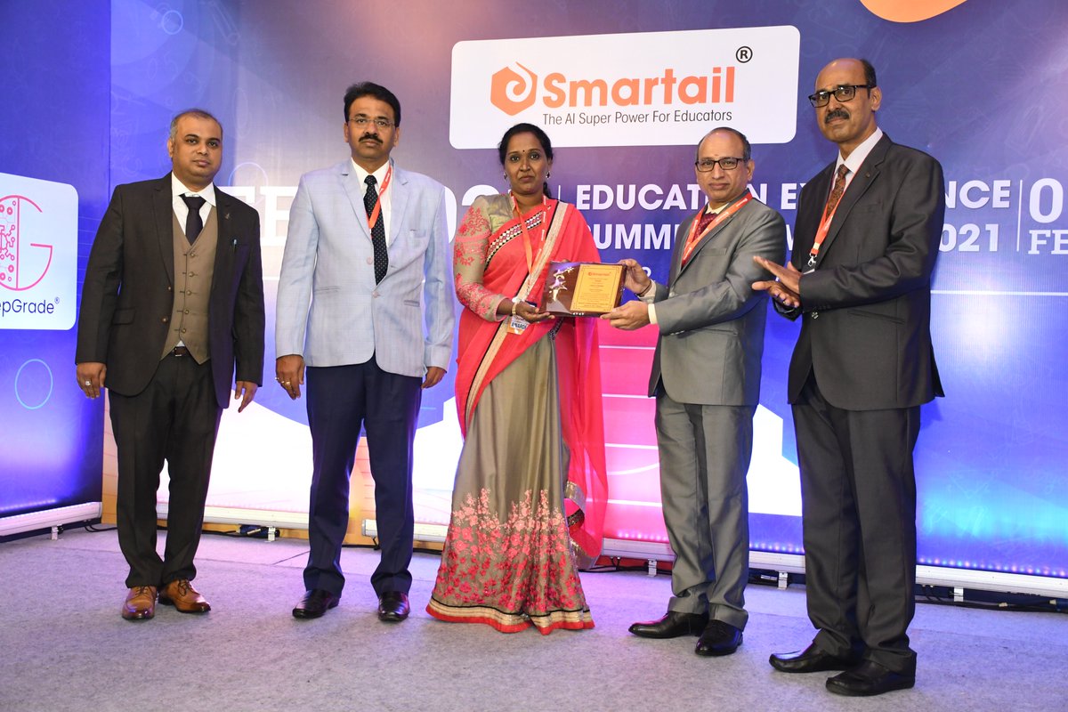 Smartail_'s tweet photo. A great leader or a great teacher is the one who has the best interest towards leading the path for the next generation.

Here is the glimpse of EESA - Inspiring School Leaders - 2021 !!

#educationawards #schoolawards #teacher #student #edtech #deepgrade #smartail #education https://t.co/aJCjebZ1mO