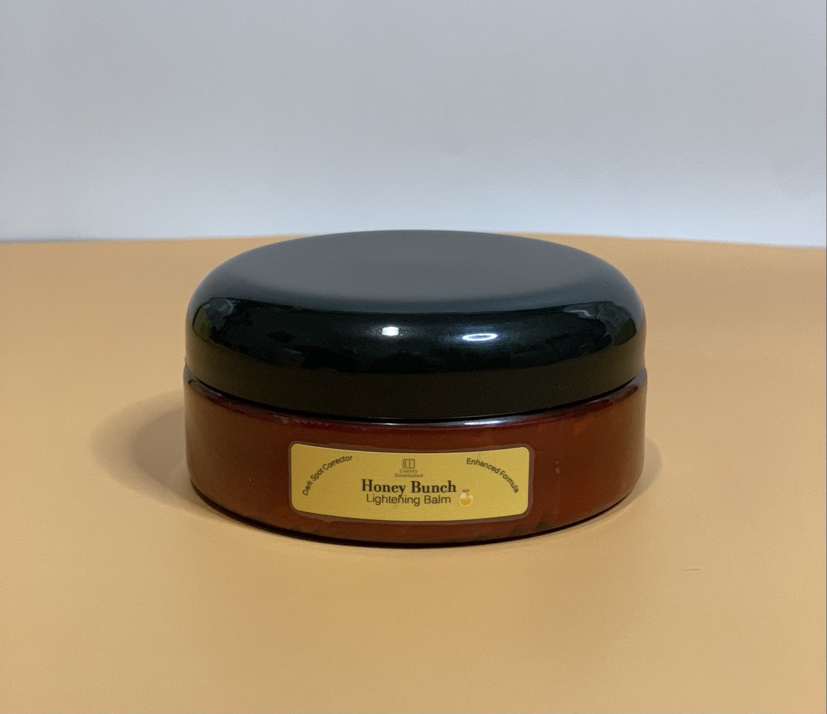 EstablishLuxury's tweet photo. Honey Bunch | Lightening Balm https://t.co/A6iH46uLhS
#Skincare #lighteningcream #removedarkspots #allnatural #hyperpigmentation #blacktwitter #blackowned #blackownedbusinesses #buyblack #freedelivery #localdelivery #charlotte #northcarolina #lightenskin #productjunkies https://t.co/Gwi9EUZsap