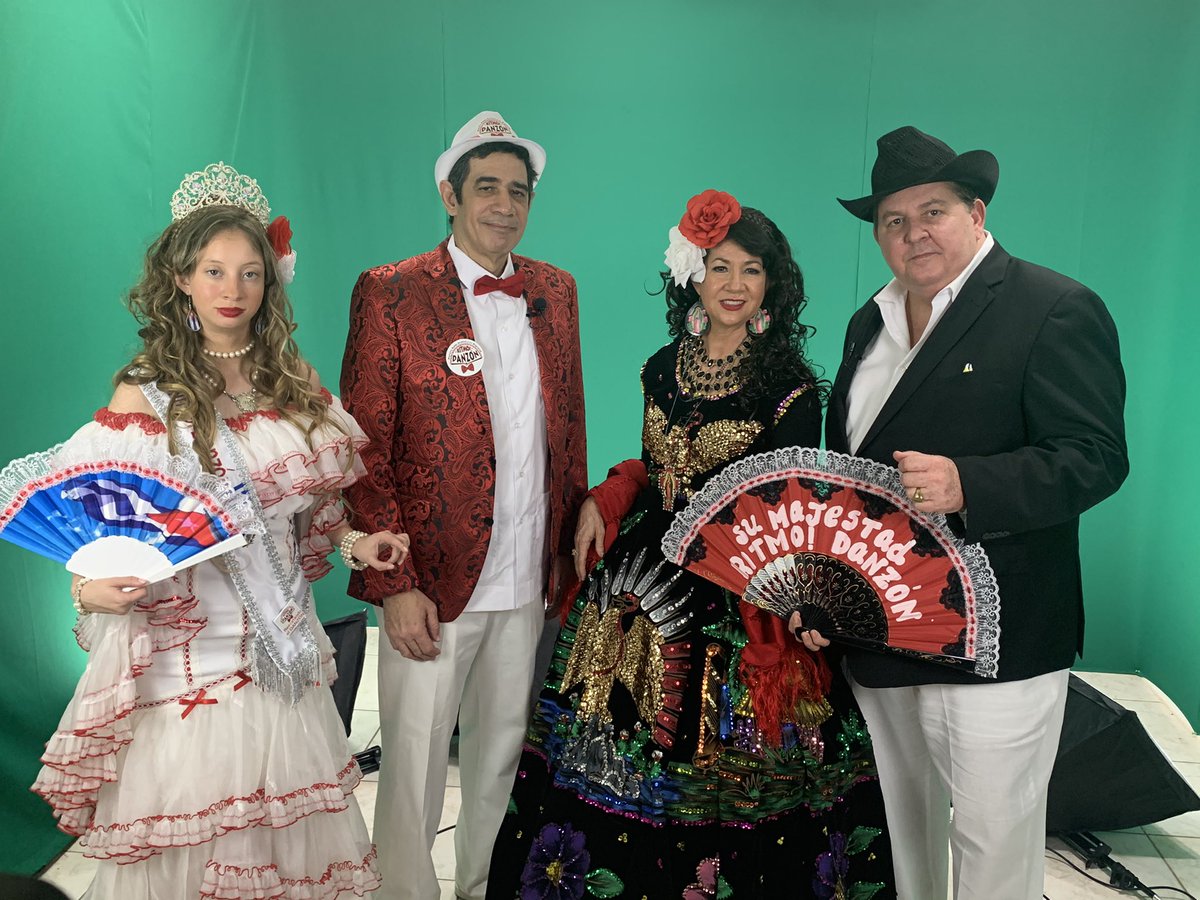 GRACIAS MÉXICO - Glenda Mujer Esperanza, Directora del Instituto Folklorico Cubano American y Maestro Bobby Ramirez en el programa Cafe Con Leche TV Show Homenaje a #méxico sus #bailadores #danzonera e Institutos. #mexico🇲🇽 es la Capital del Danzon. Gracias a #mexico #yucatan