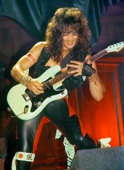 Happy birthday, jake e lee. 