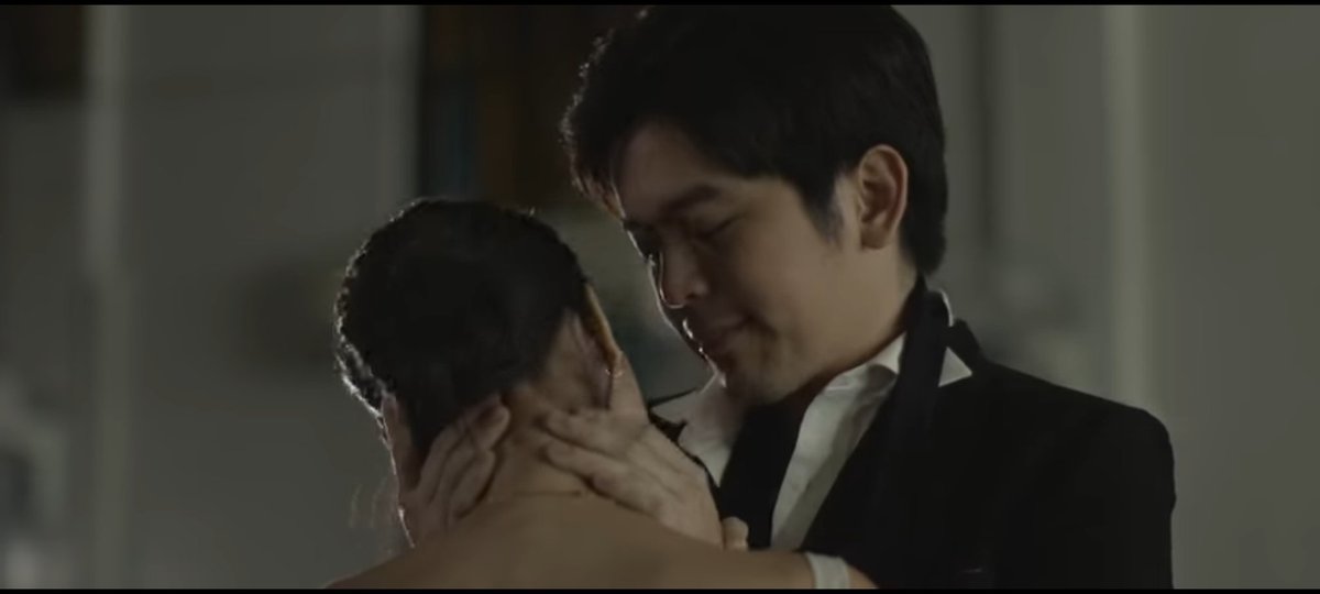 imprcs's tweet photo. I just watched #PaubayaMV and Josh and Julia is like the Heart and Echo of our generation. They were just a tiny bit luckier kasi they got their closure a lil bit earlier than Heart and Echoo. Ang sakit lang hehe. 

#PaubayaMusicVideo #JoshLia #HeartEcho https://t.co/64V0rngi01
