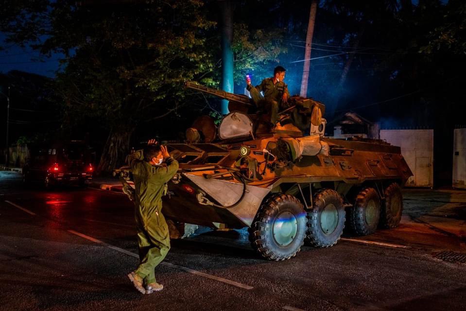 ShangSh71859478's tweet photo. That is what's happening in Myanmar.
The military is using even tanks to prevent the protesters who don't have any weapons. God please see and help us.
WE ARE NOT SAFE 

#Feb15Coup
#WhatsHappeningInMyanmar https://t.co/XD1GXCckt9