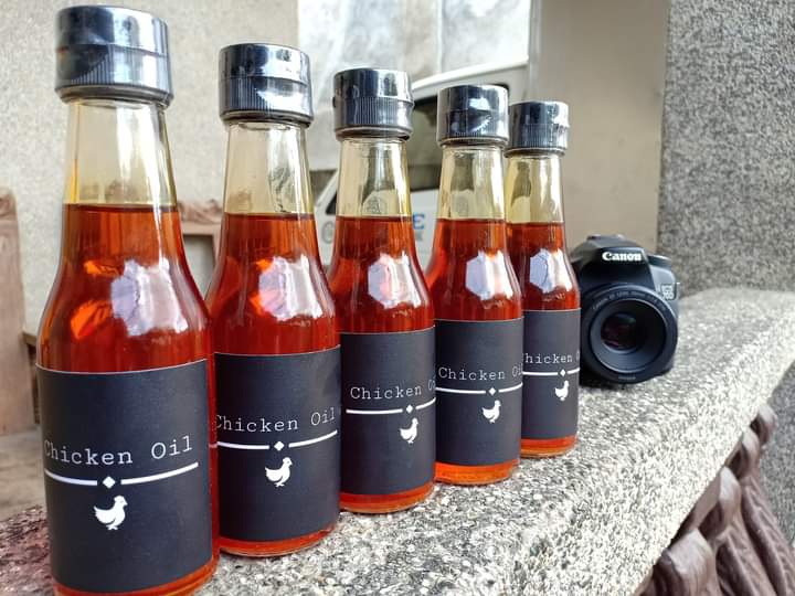 danicasiao's tweet photo. ⛔⛔⛔ATTENTION ⛔⛔⛔

Hohohoyyyy!! AVAILABLE na atong CHICKEN OIL  Kinzai Mo sabay ug order? 

📩📩📩📩
PM DALI.. https://t.co/DbEMWv48s6