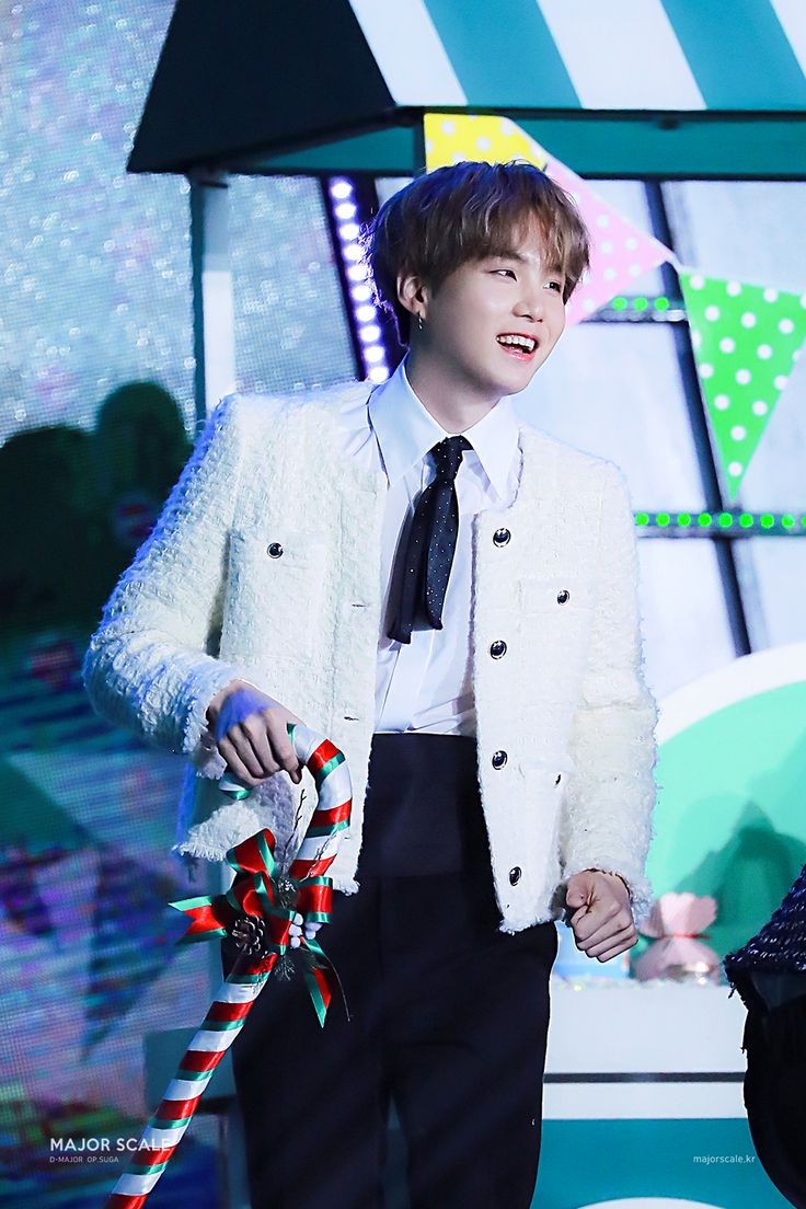 everything is ugly until Min Yoongi wears it - a thread