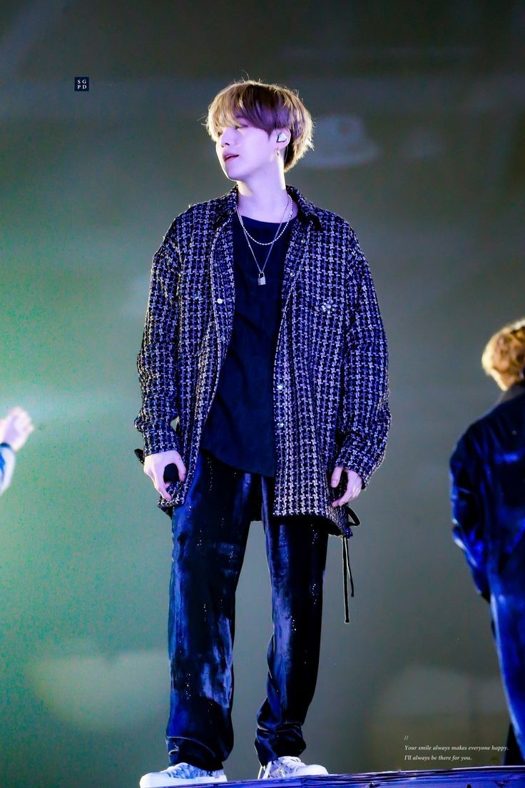 everything is ugly until Min Yoongi wears it - a thread