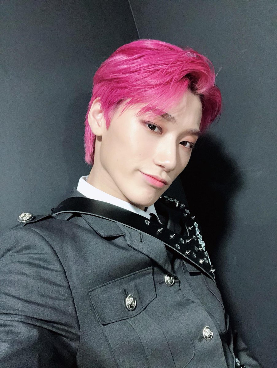 a thread to make your twitter pink  #StanWorld  #ATEEZ  #에이티즈  @ATEEZofficial