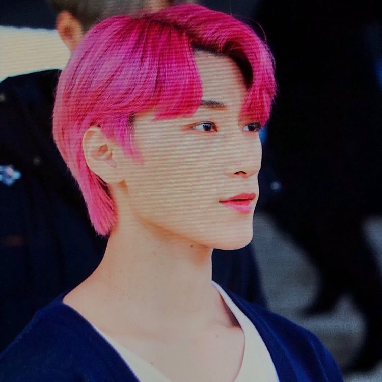 a thread to make your twitter pink  #StanWorld  #ATEEZ  #에이티즈  @ATEEZofficial