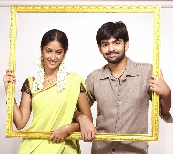 CineLoversTFI's tweet image. #Tharun #Richa - NuvveKavali
@actor_nithiin #Sadaf - Jayam 
@ramsayz @Ileana_Official - Devadas 
Now 
#VaishnavTej #KritiShetty - #Uppena 

Biggest Blockbusters From Debutants.
Telugu audience unconditional love towards Cinema 🎞️ 

#BuchiBabuSana @MythriOfficial @ThisIsDSP