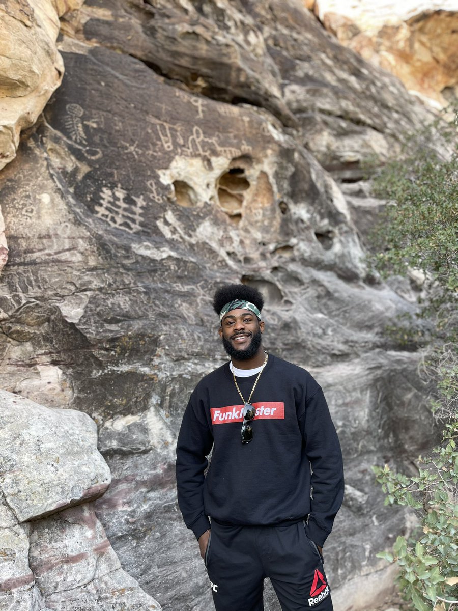funkmasterMMA's tweet photo. Ready to climb to the top! 💯
•
#March6 #UFC259 #OneShot #FunkGotNext #FunkGotNecks #BeGreat #TheWeeklyScraps! #FunkBandits https://t.co/eh2XJsAgR3