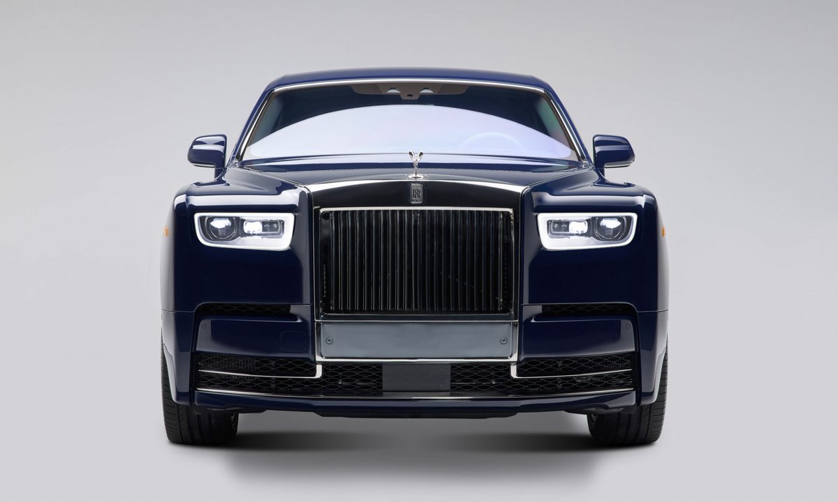 Роллс ройс ремикс. Rolls Royce Phantom 2021. Роллс Ройс Фантом 2021 года. Rolls-Royce Phantom (VII). RR Phantom 2021.