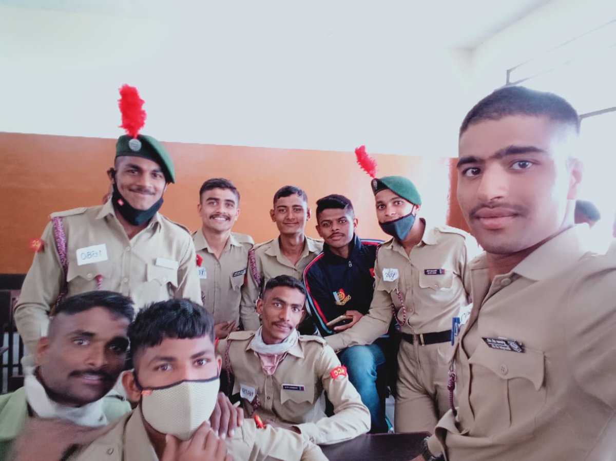 AdityaM39561721's tweet photo. Ncc B cert. Exam was completed yesterday
#Youth_Of_India
@NinerSolapur
@HQ_DG_NCC
#9MH_BN_NCC_Solapur https://t.co/geGWSW1Gi9