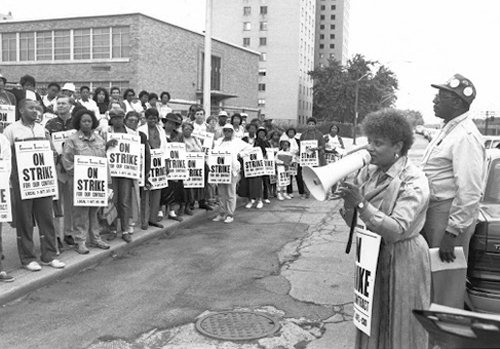 Or 35 years ago when Jacqueline Vaughn led the CTU on multiple strikes to lower class sizes & improve student learning conditions, including the famous 19-day strike in 1987.