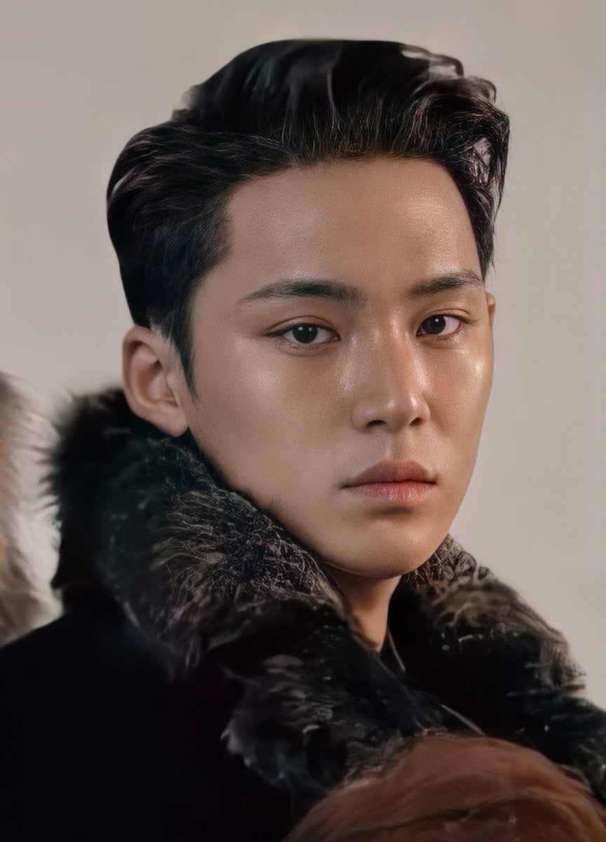 one of mingyu’s superior looks