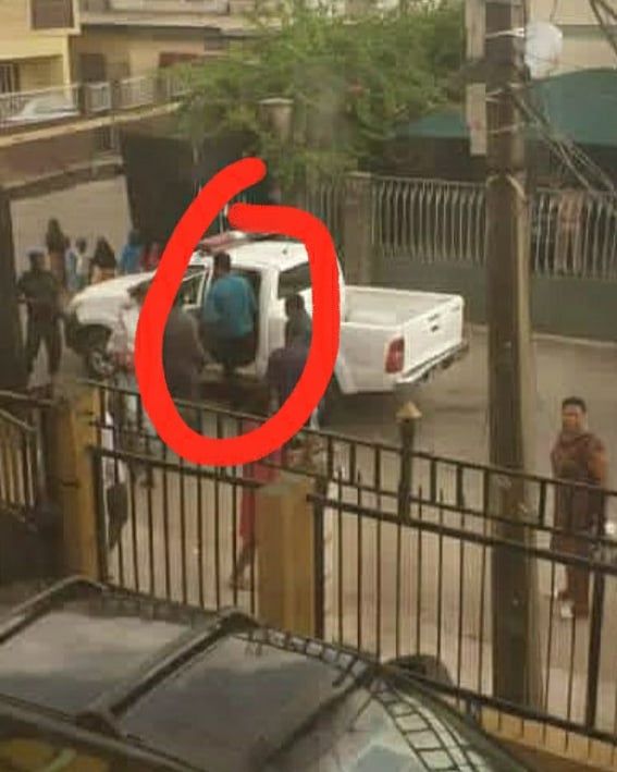 simplyEromz's tweet image. Anywhere you see #FreeEromz, please retweet with anger!

Na protest i protest, I no kill person!

Case na today 9am, Yaba Magistrate Court. 🙏 tweet #FreeEromz in solidarity comrades ✊