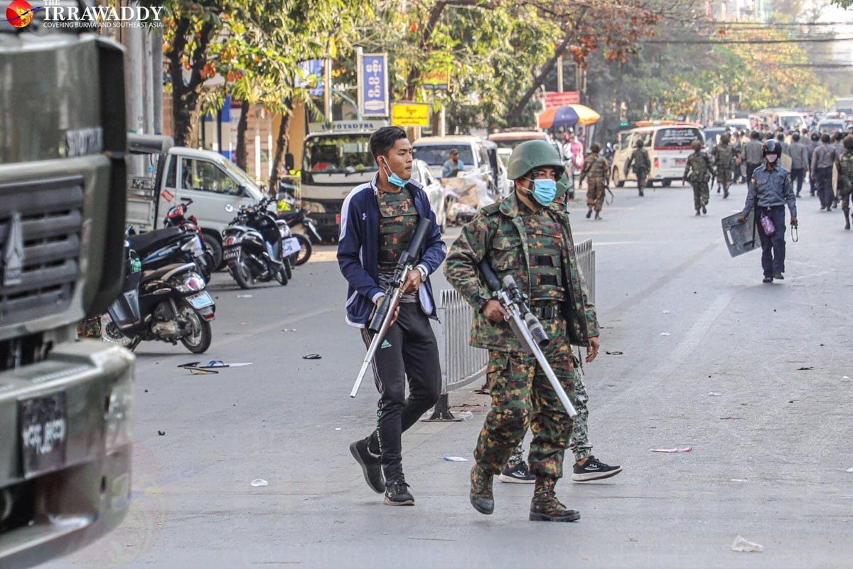 <a href="/zweman3/">zweman</a> The guy with blue jacke is not wearing the military suit but he has gun. Please take care. May be they are trying to make fake riots or they want to show the world that people are violating
#WhatsHappeningInMyanmar