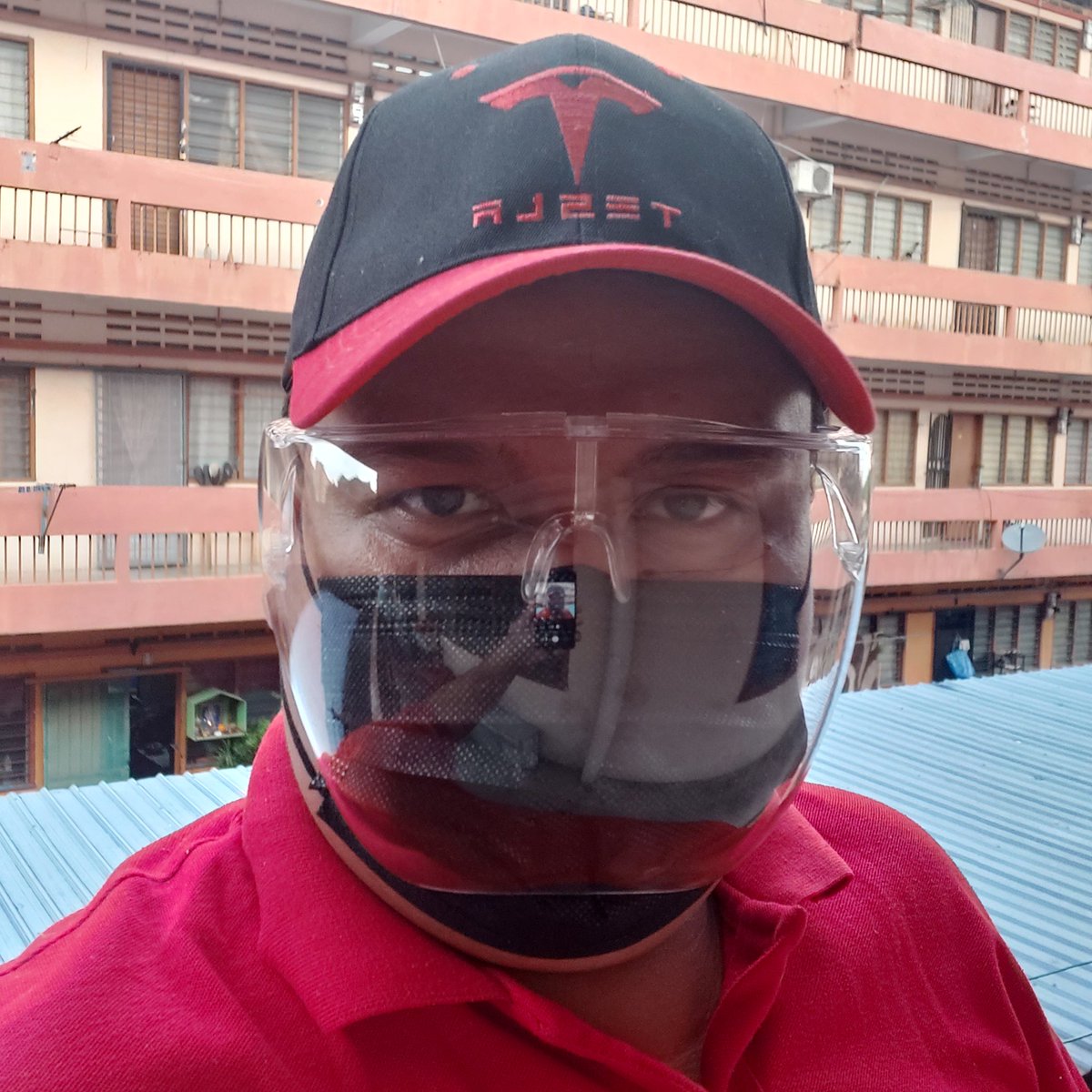mohd_adeeb's tweet photo. Selamat sorey! #Faceshield https://t.co/pNsyN4fuTK
