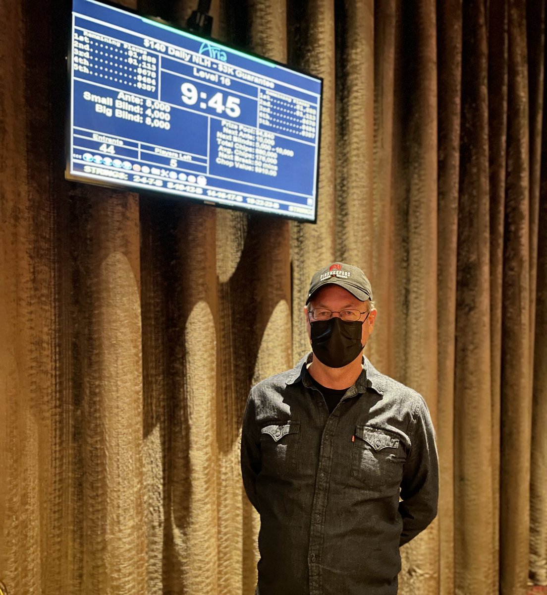 Congratulations to Timothy Robl on his 1st place win! That makes 2 first place wins in 3 days! I’m guessing we know where Andrew got all his skills from! 🏆😉 Join us daily ⁦@ARIAPoker⁩ 1pm $3,000 Guaranteed, $140 buy-in, 20k starting stack 20 min levels ♦️♠️♥️♣️