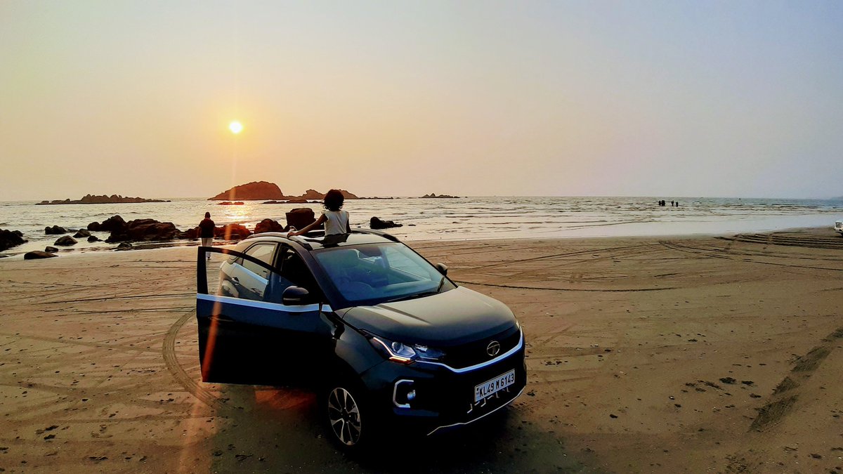 baals77's tweet photo. #Nexon #TataNexon #NextLevel #Kerala #nature #Beach #Driveinbeach #Kannur @tata_cars @TataMotors
20 days 2600 km Nexon petrol. Till now Ok.. #Longdrive https://t.co/WDNZMsFaHT
