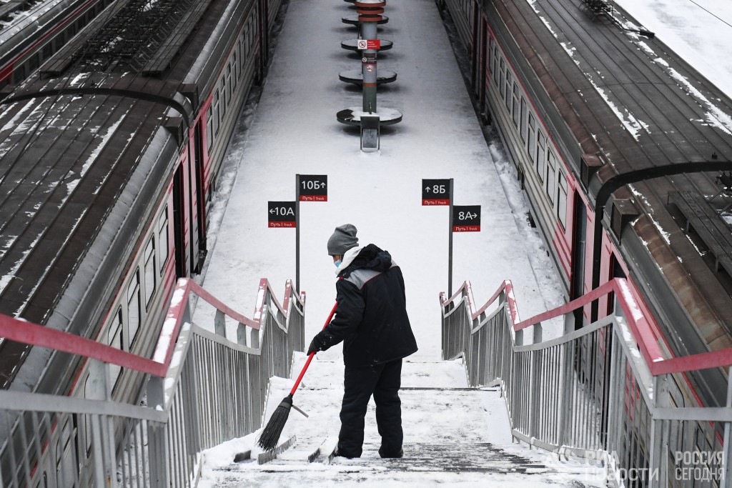 Платформа лось москва. Станция Лось Москва. Станция Лось Ярославское направление. Станция метро Лось Москва.