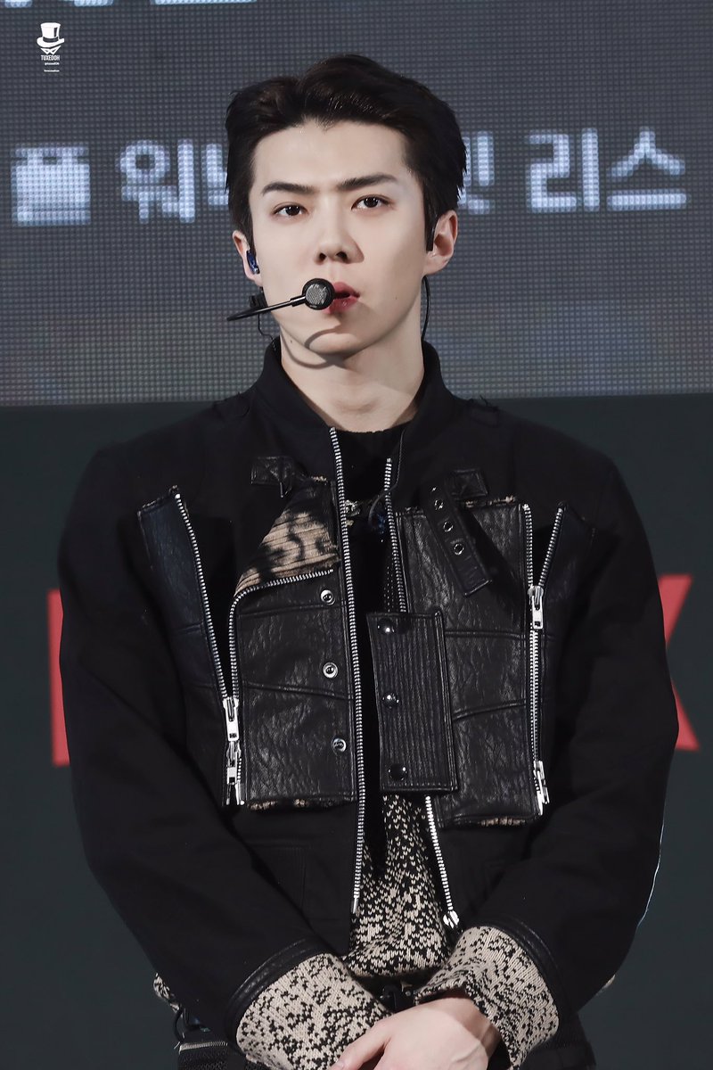 oh sehun pic tweet media
